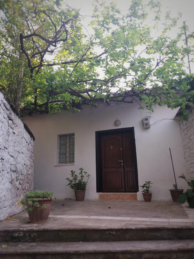 Spiro Villa Willa Berat